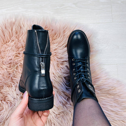 Iris | Bottes noires classiques